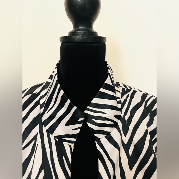 Zebra print buttonless blazer - Picture 4 of 5